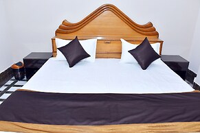 Hotel Aalishan Garden