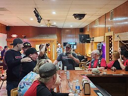 Delta Queen Lodge Bar Restaurant