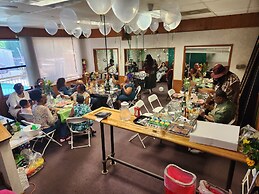 Delta Queen Lodge Bar Restaurant