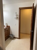 Delta Queen Lodge Bar Restaurant