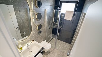 Stile Suite Marine Hotel