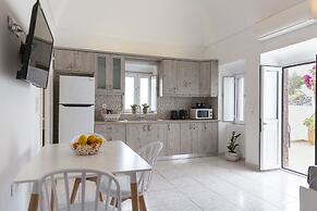 Captain's House Suites