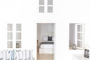 Captain's House Suites