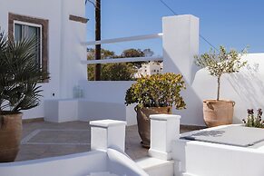 Captain's House Suites