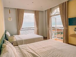 La Palma Hotel & Spa Sunset Town Phu Quoc