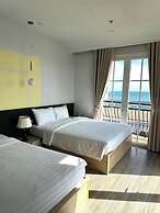 La Palma Hotel & Spa Sunset Town Phu Quoc
