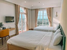 La Palma Hotel & Spa Sunset Town Phu Quoc