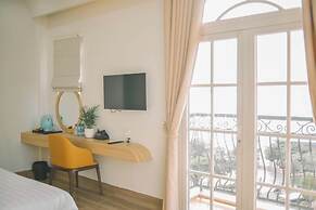 La Palma Hotel & Spa Sunset Town Phu Quoc