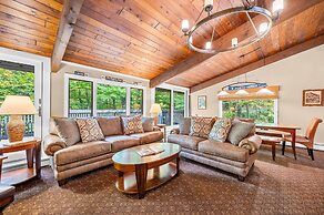 Alpine Court Chalet 4 Bedroom Home