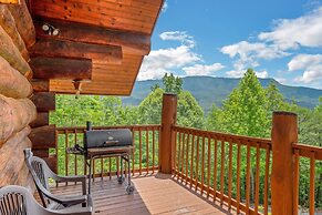 Star Views - Secluded W/mountain Views 2 Bedroom Cabin by Heavenly Vie