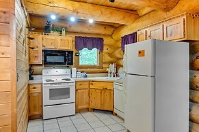 Star Views - Secluded W/mountain Views 2 Bedroom Cabin by Heavenly Vie