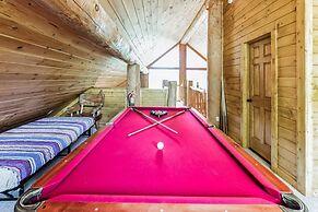 Star Views - Secluded W/mountain Views 2 Bedroom Cabin by Heavenly Vie