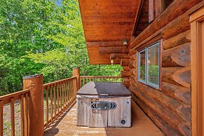 Star Views - Secluded W/mountain Views 2 Bedroom Cabin by Heavenly Vie