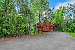 Star Views - Secluded W/mountain Views 2 Bedroom Cabin by Heavenly Vie