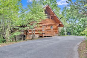 Stunning Views - Amazing Mountain Views 2 Bedroom Cabin by Heavenly Vi