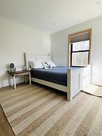 Amazing Lake House With Beach Access 4 Bedroom Home by RedAwning