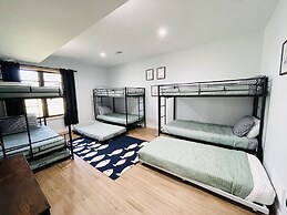 Amazing Lake House With Beach Access 4 Bedroom Home by RedAwning