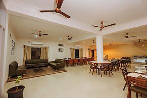 Lake View Hotel Revaas