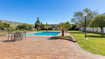 African Sky Hotels - Harrismith Inn