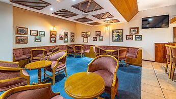 African Sky Hotels - Harrismith Inn