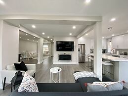 Waterfront Paradise Estate