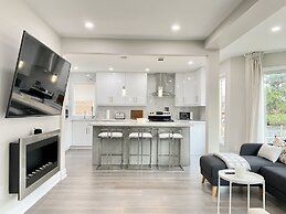 Waterfront Paradise Estate