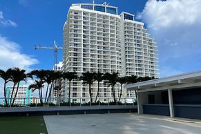 OneLuxStay at W Residences