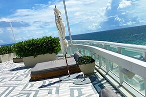 OneLuxStay at W Residences