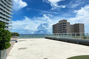 OneLuxStay at W Residences