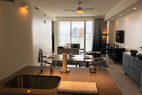 OneLuxStay at W Residences