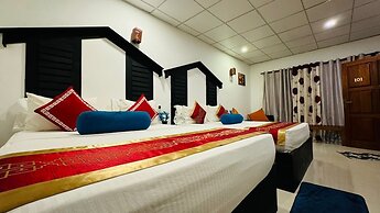 Sunshine Resort and Spa