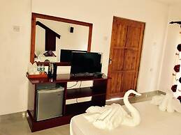 Sunshine Resort and Spa