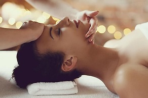 Sunshine Resort and Spa