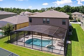 Amazing 6 Bd Home Near Disney W/ Pool 6 Bedroom Home by Redawning