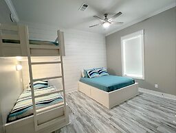 On Deck 4 Bedroom Home by RedAwning