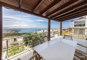 Sea View Cozy House With Private Beach in Bodrum