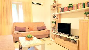 Chic Flat Near Beach in Montenegro