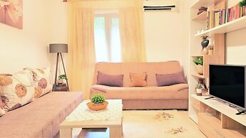Chic Flat Near Beach in Montenegro