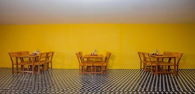 MeroStay 154 White & Peace