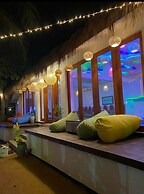 Sri Lanka Beach House Hotel and SPA