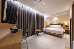 Masan Daisy Hotel