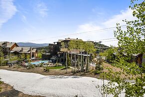 Arrowleaf by Luxury Mountain Destination