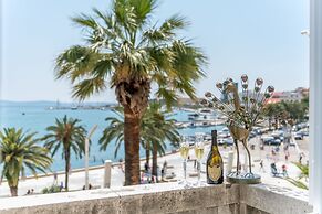 Grand Promenade Suite - Tale Of The Sea