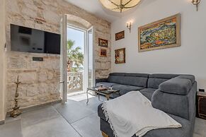 Grand Promenade Suite - Tale Of The Sea