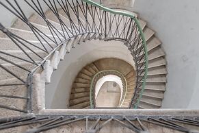 Grand Promenade Suite - Tale Of The Sea