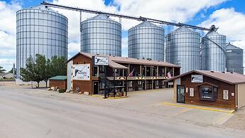 Hansen Inn and Cabins