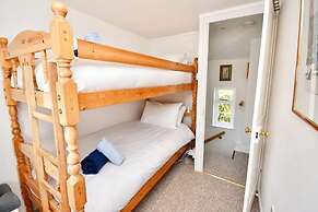 Mulberry Cottage Coastal Holiday Home