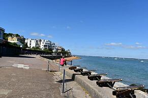 Mulberry Cottage Coastal Holiday Home