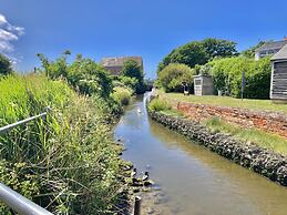 Harbour Life two bed First Floor Apartment