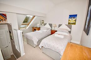 Solent Landing No 16 Beach Retreat